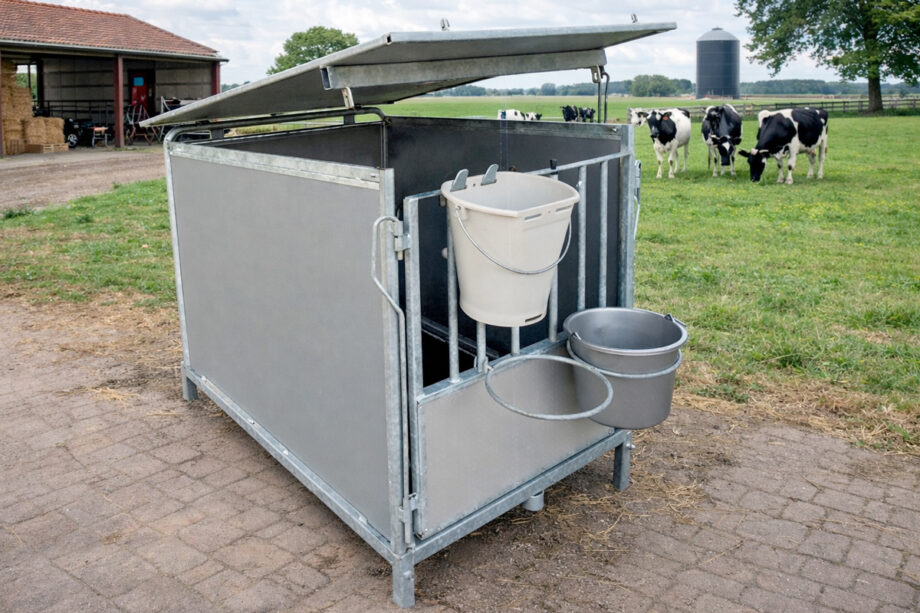 Kalverbox met dak kopen